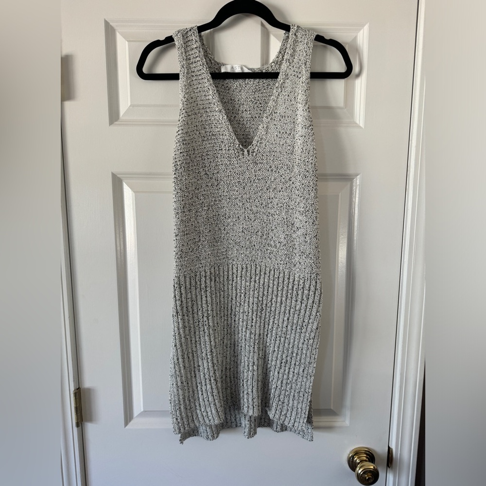 Astr Sweater Vest - Size L